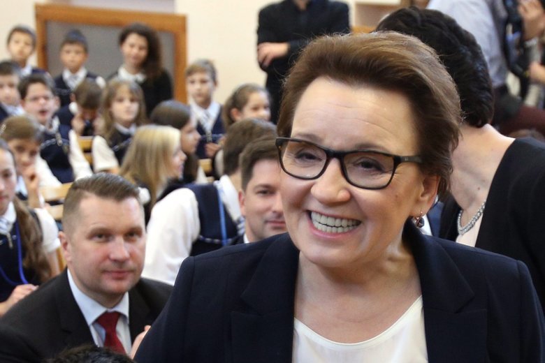Minister Anna Zalewska ma "sojuszników" po drugiej stronie barykady.