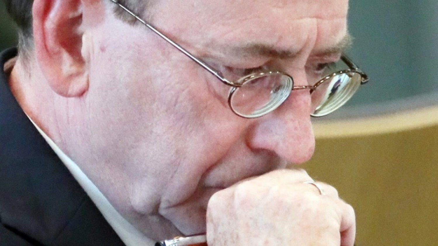 Zaskakujące doniesienia ws. Kamińskiego! "Musi być przymusowo dokarmiany"