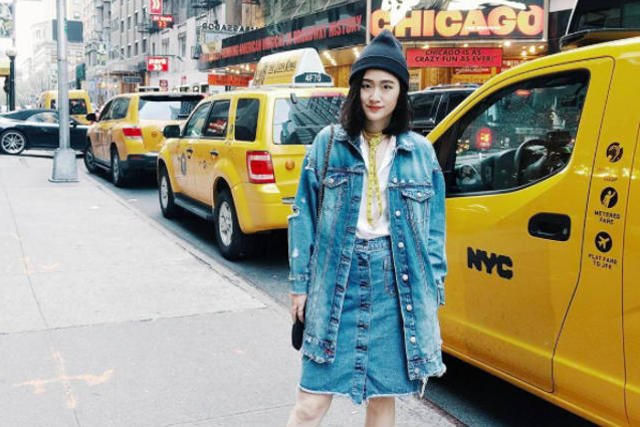 Klasyczna kurtka jeansowa wraca w formie płaszcza!