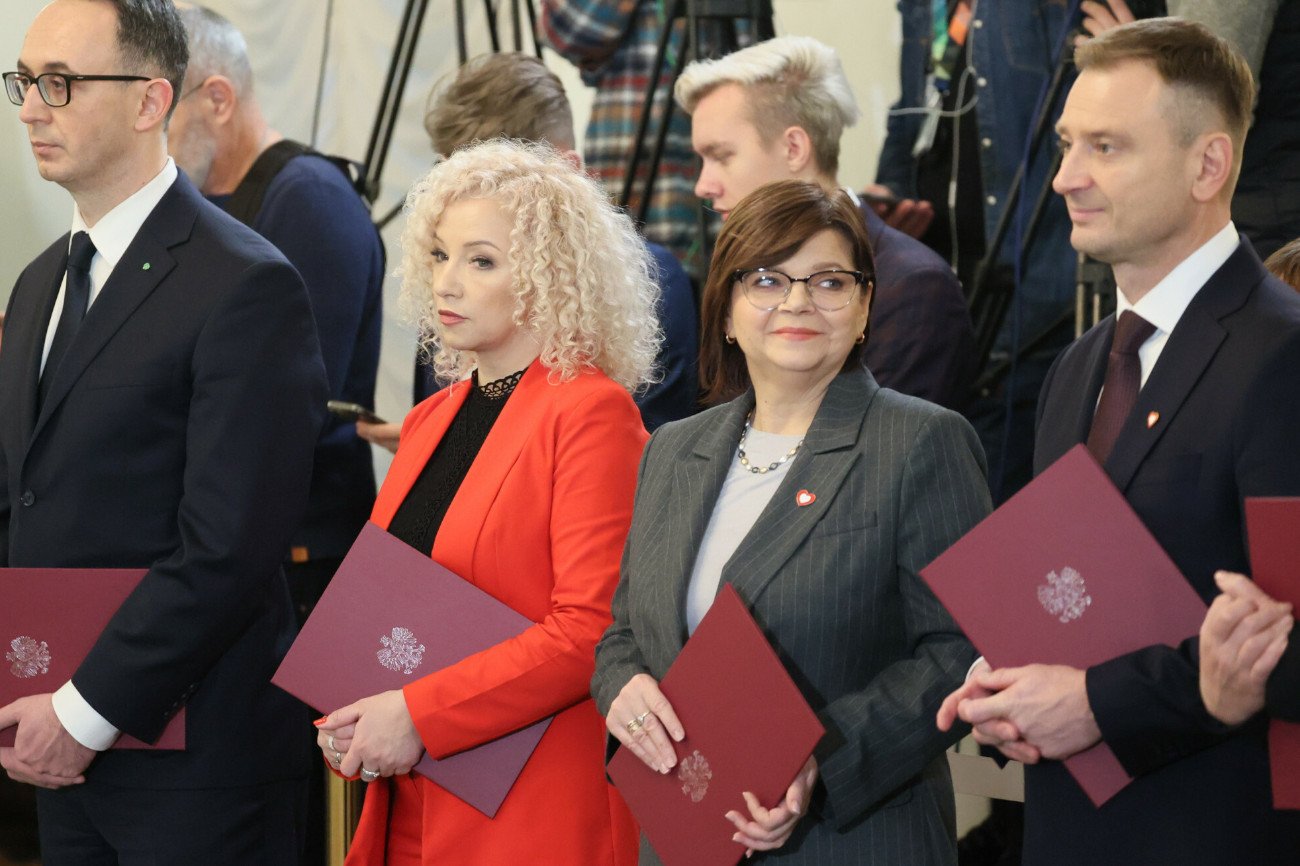 Ministra czy ministerka? Jak nazywać kobiece funkcje w rządzie?