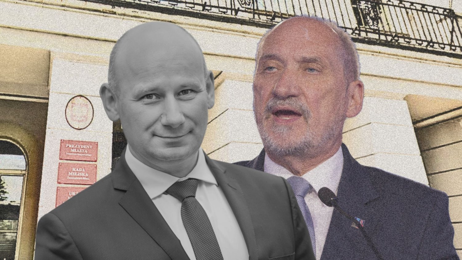 Marcin Witko i Antoni Macierewicz na tle UM Tomaszowa Mazowieckiego