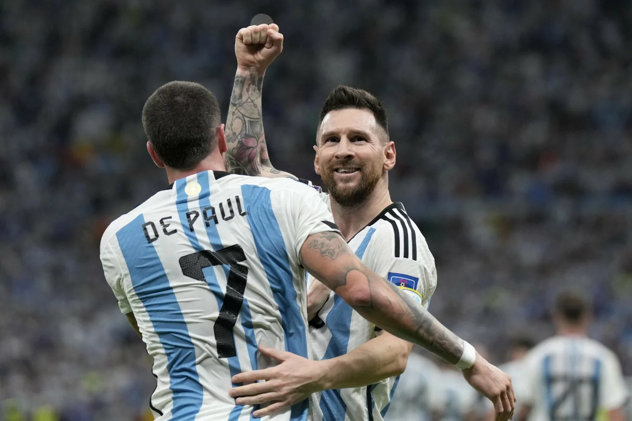 Lionel Messi nadal w grze o mistrzostwo świata. Argentyńczyk z Holandią zaliczył genialną asystę oraz gola na 2:0.