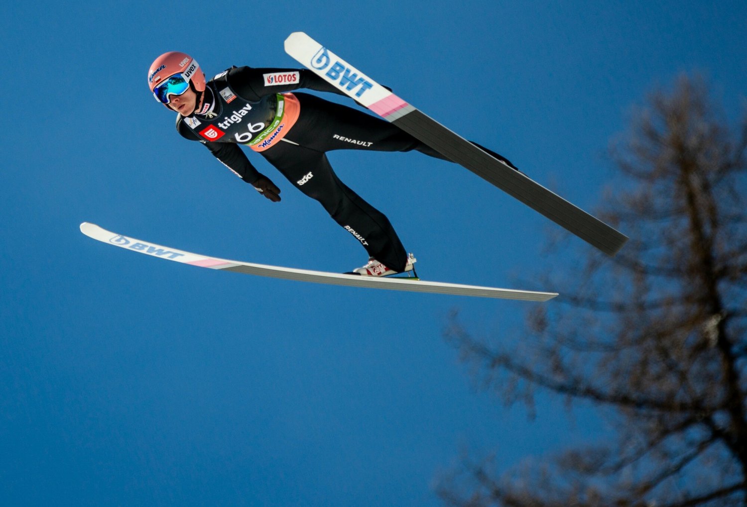 Zmagania Polaków z Niżnym Tagile oglądało w weekend 9 mln rodaków.