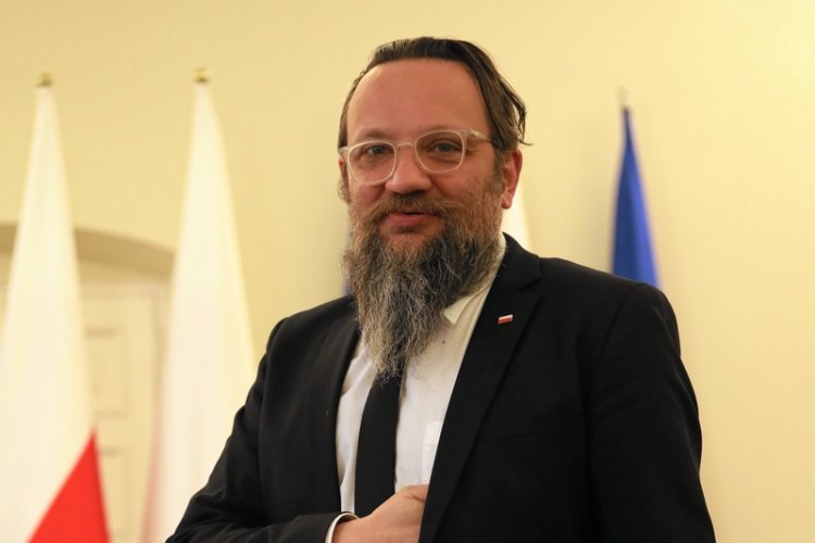 Marcin Kędryna odbiera zaległy urlop w Pałacu Prezydenckim. Czy oznacza to, że zostanie zwolniony? Wiele na to wskazuje.