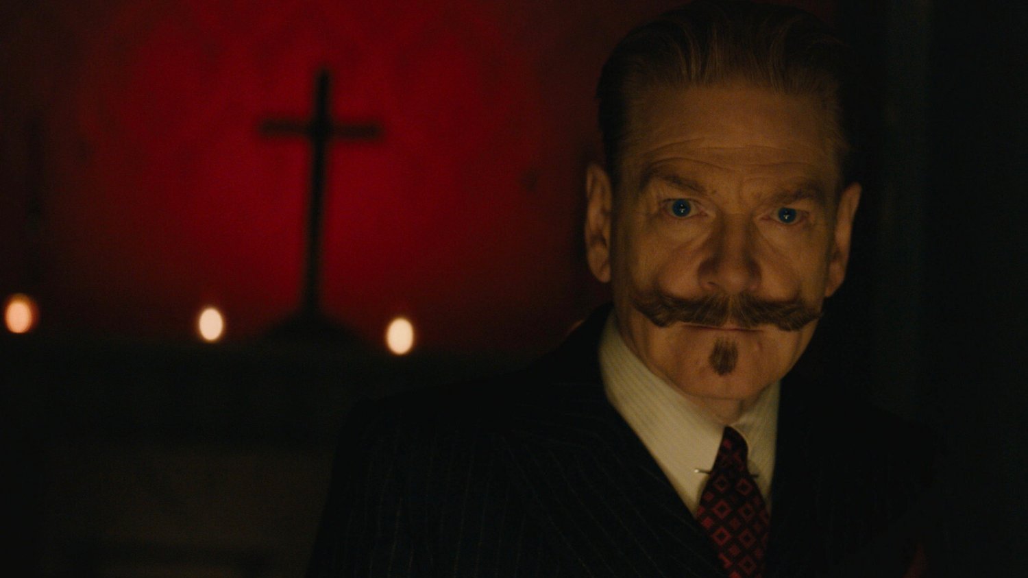 Kadr z filmu "Duchy w Wenecji". Na zdjęciu Kenneth Branagh.