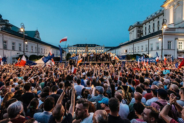 Zdaniem prof. Krzemińskiego, nie należy w 2018 roku nie należy liczyć na zbyt wiele ze strony opozycji. Pojawić mogą się jednak nowe twarze z ruchów obywatelskich, które zaczęły niedawno działać.