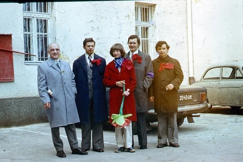 Jarosław Kaczyński musiał znać widocznych na fotografii wykładowców uczelni, w której sam prowadził wykłady.