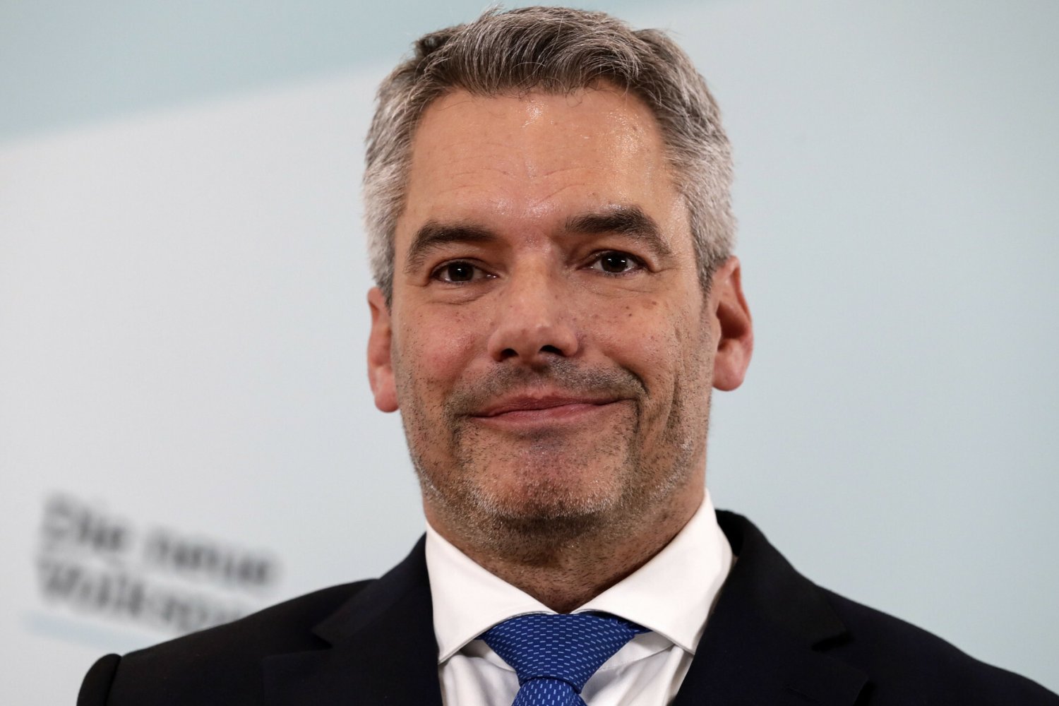 Karl Nehammer, obecny szef MSW, będzie nowym kanclerzem Austrii.