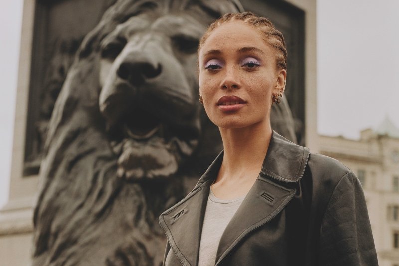 Rimmel London informuje z ogromną przyjenością, że międzynarodowa modelka i działaczka społeczna, Adwoa Aboah, została Ambasadorką-Aktywistką marki Rimmel