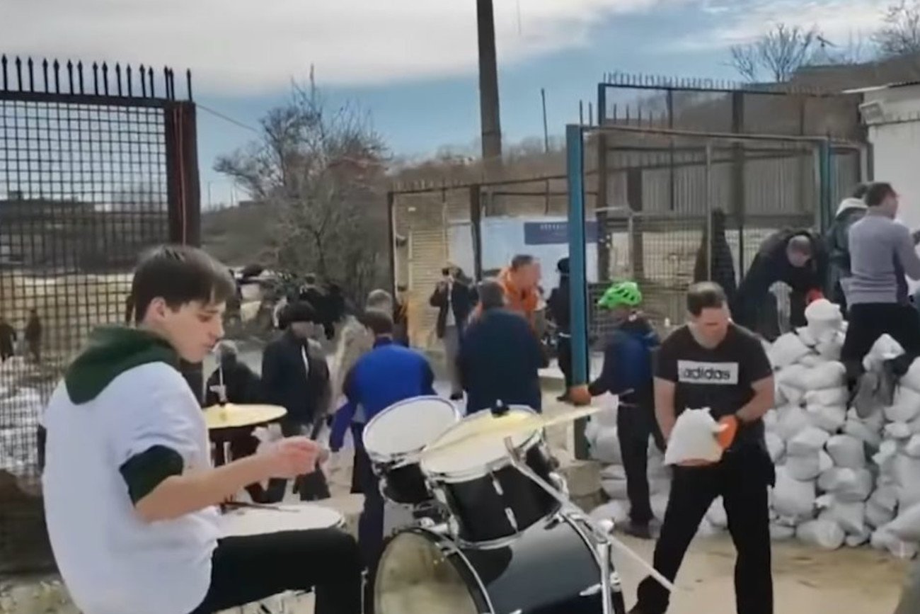 Mieszkańcy Odessy śpiewają piosenkę "It's my life". Odpowiada Bon Jovi