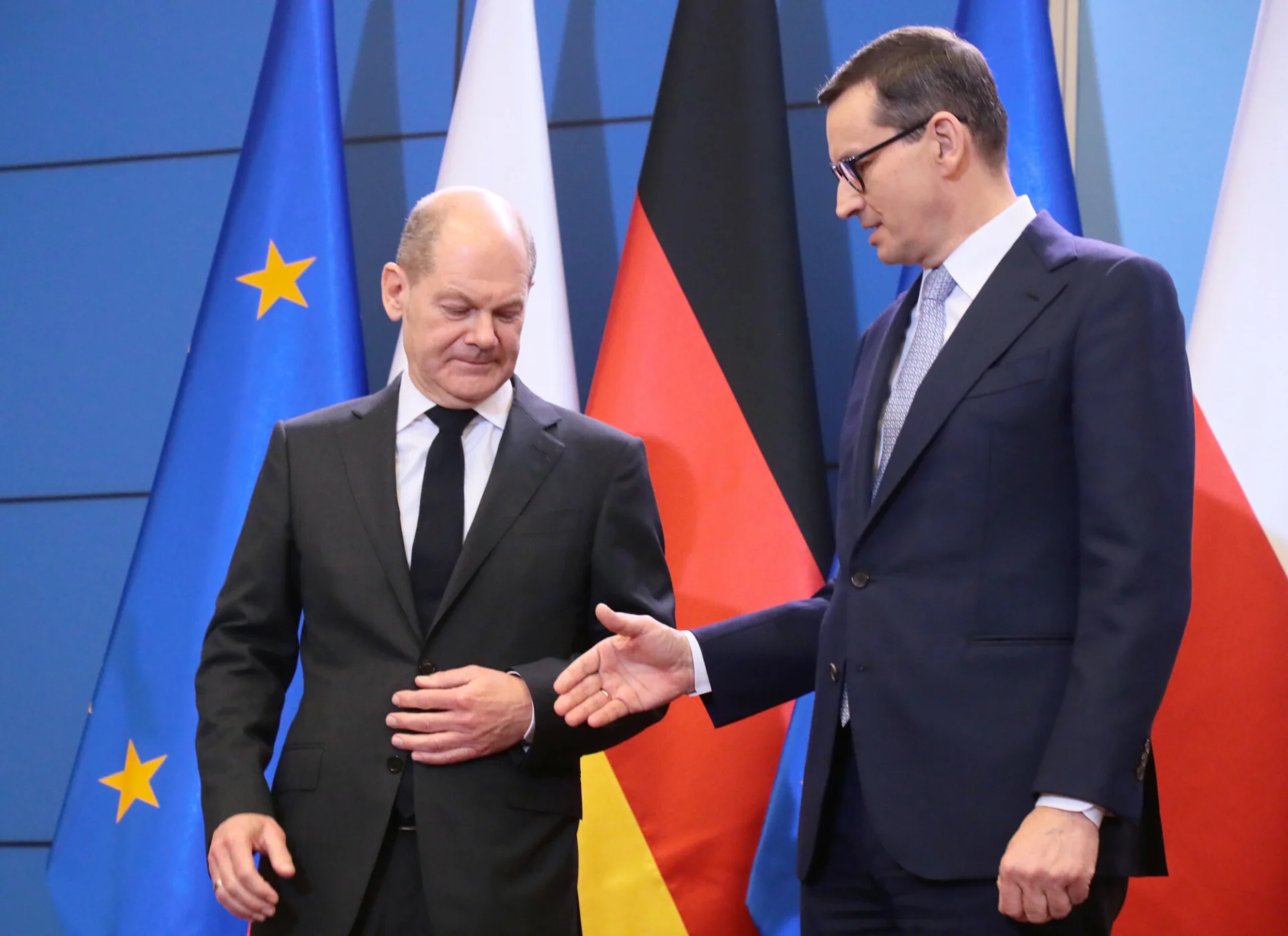 Kanclerz Niemiec Olaf Scholz i premier Polski Mateusz Morawiecki. Kanclerz Niemiec Olaf Scholz i premier Polski Mateusz Morawiecki.