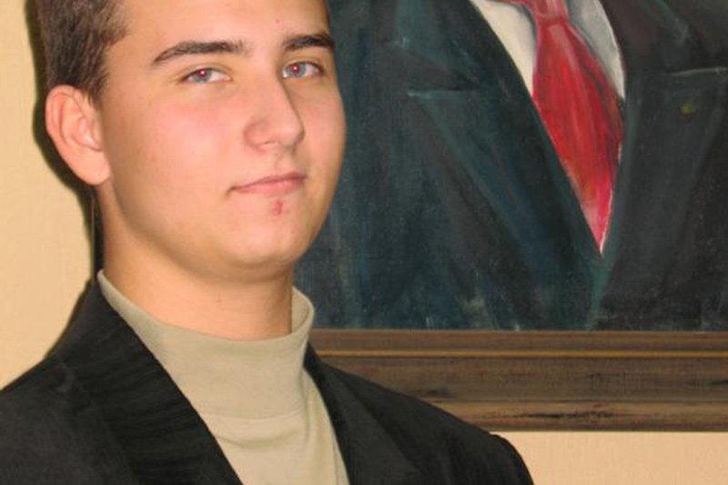 Kim jest ten młodociany mąż stanu? Właśnie tak po poważną władzę zaczął kroczyć Bartłomiej Misiewicz.