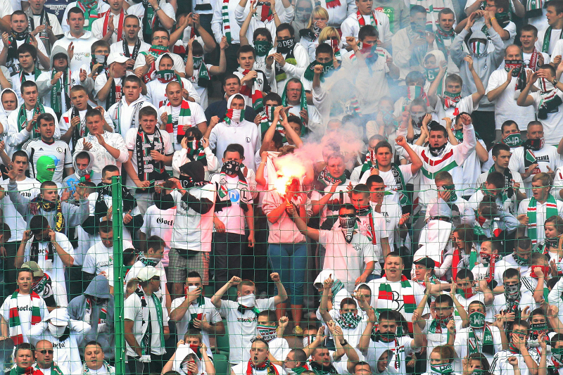 Czy walka z kibolami, jest sposobem na biznes?