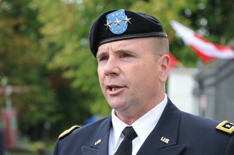 Rosja grozi bronią atomową. Gen. Hodges o "niszczycielskiej" odpowiedzi USA