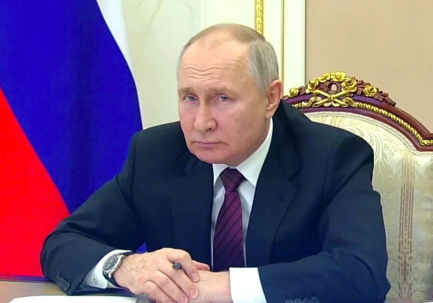 Były agent KGB twierdzi, że Putin blefuje na temat użycia broni atomowej.