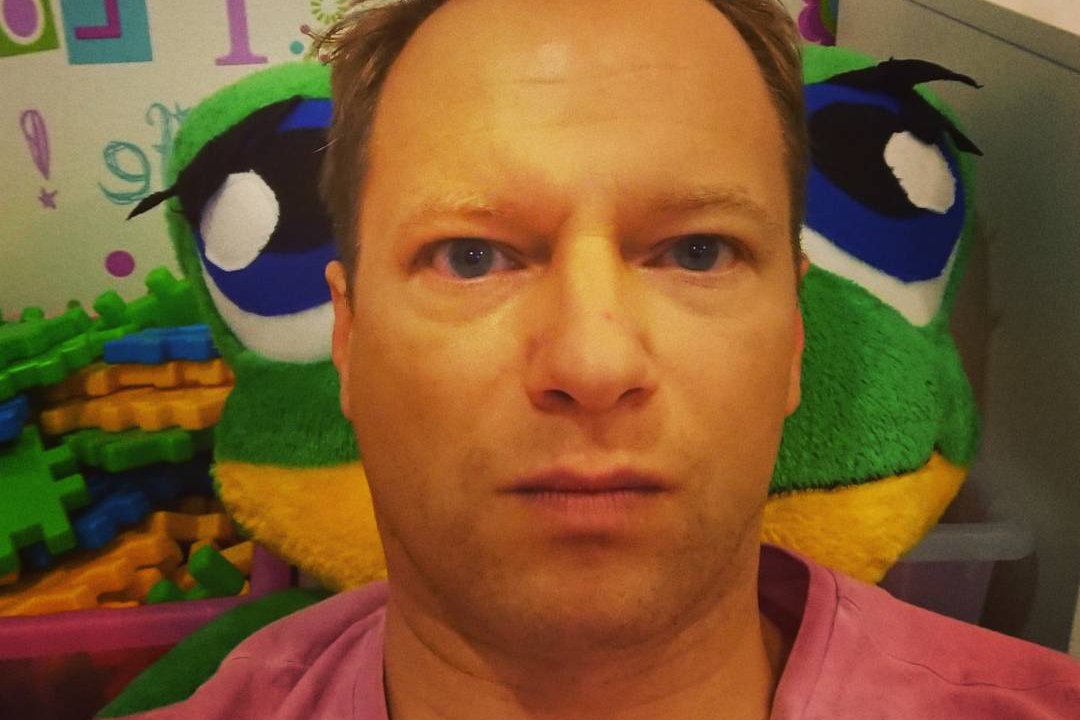 Nowe, rodzinne zdjęcie Macieja Stuhra rozczuliło internautów