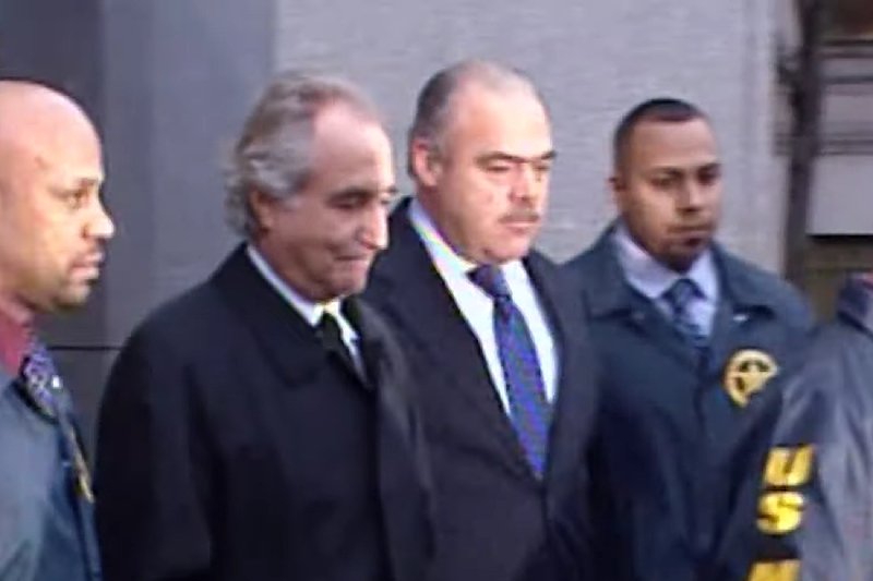 Bernard L. Madoff zmarł w więzieniu.