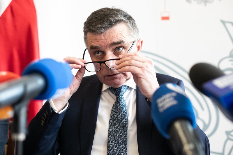 Wojewoda lubelski Lech Sprawka zdecydował: aż sześć szpitali w regionie wstrzymuje planowe przyjęcia chorych.