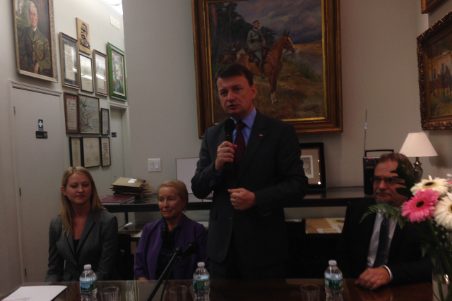 Jeśli filmy o polskiej historii, to tylko z udziałem hollywoodzkich aktorów - uważa Mariusz Błaszczak.