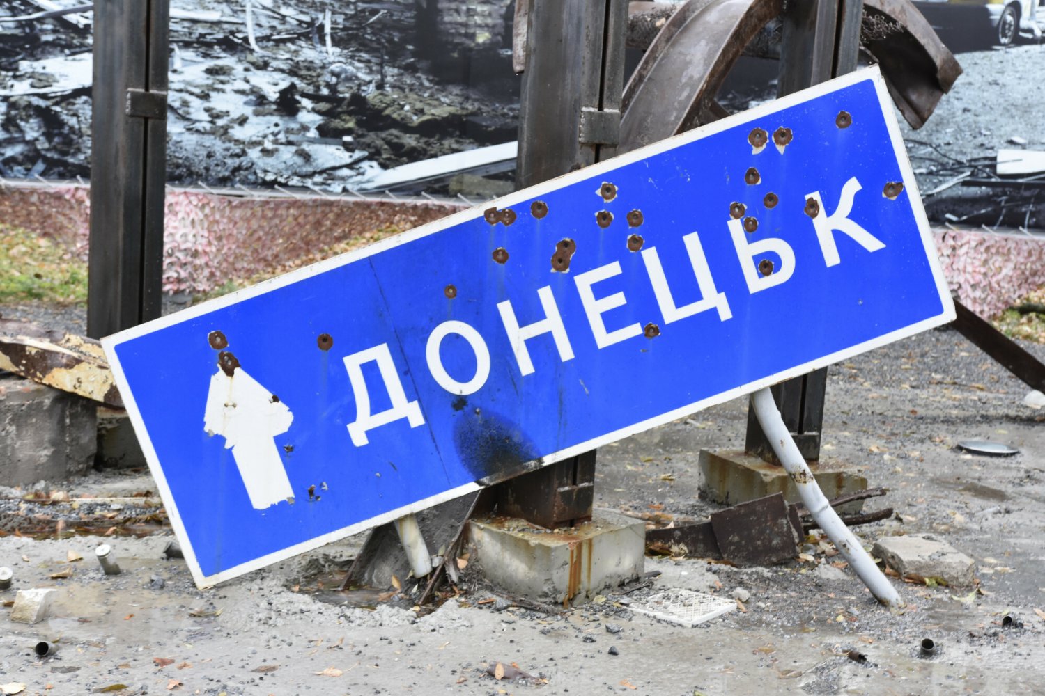 Ukraińskie MSZ oskarża Rosja o prowokacje w Doniecku i Ługańsku.