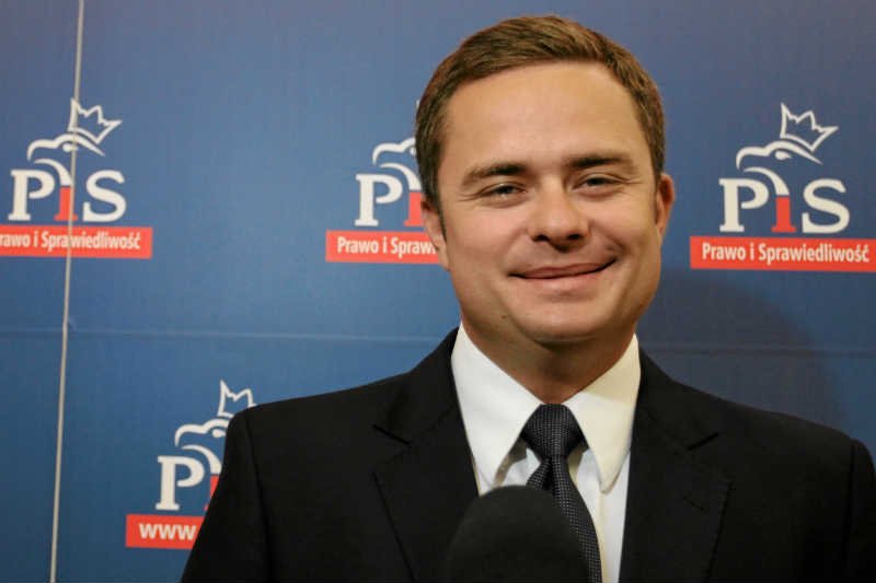 Adam Hofman wraca do dużej polityki?