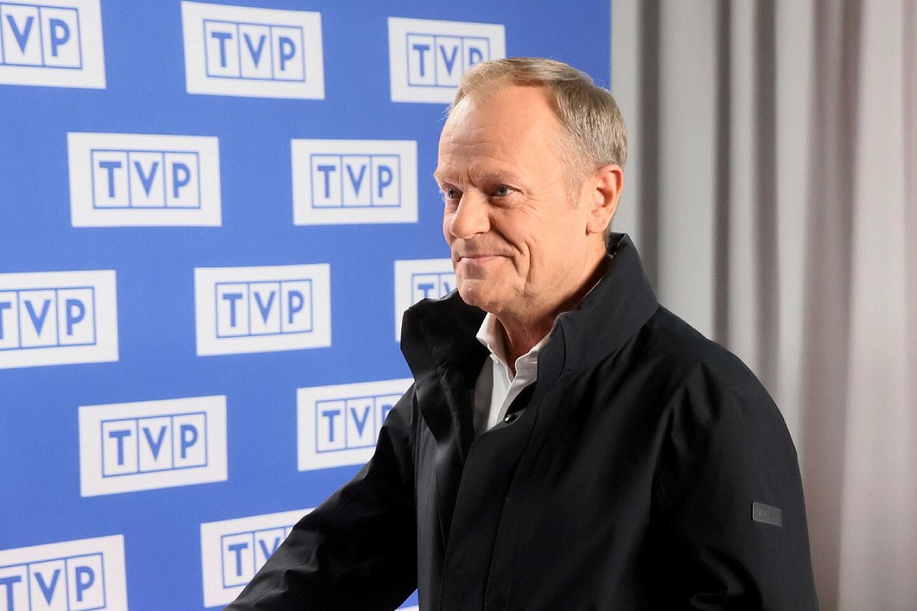 Premier Donald Tusk też skomentował kontrowersje ws. słów Przemysława Babiarza i decyzji TVP.
