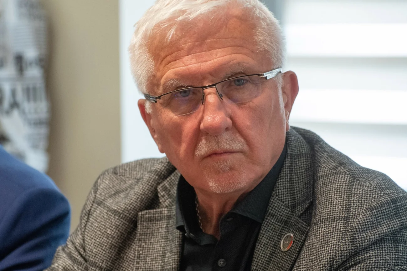 Ostatni wpis Wadima Tyszkiewicza. Senator znika z mediów społecznościowych.