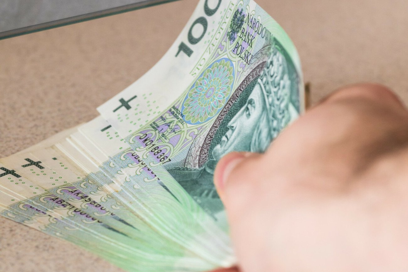 Dane GUS o zarobkach Polaków. Wzrost średniego i minimalnego wynagrodzenia