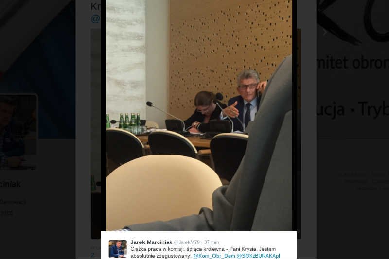 Członek KOD zarzuca Krystynie Pawłowicz, że posłanka spała podczas posiedzenia sejmowej komisji.