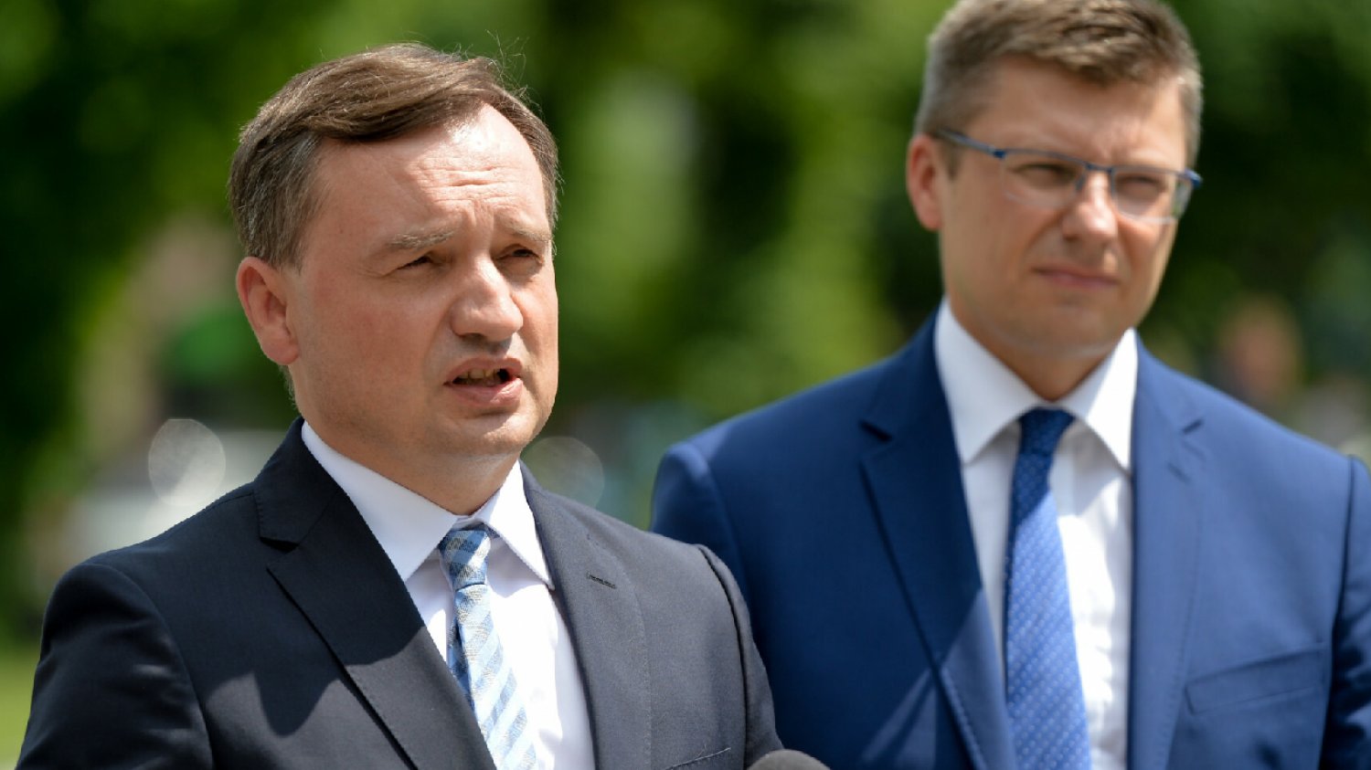 Księża wiązali dzieciom ręce. Według Solidarnej Polski to pantomima
