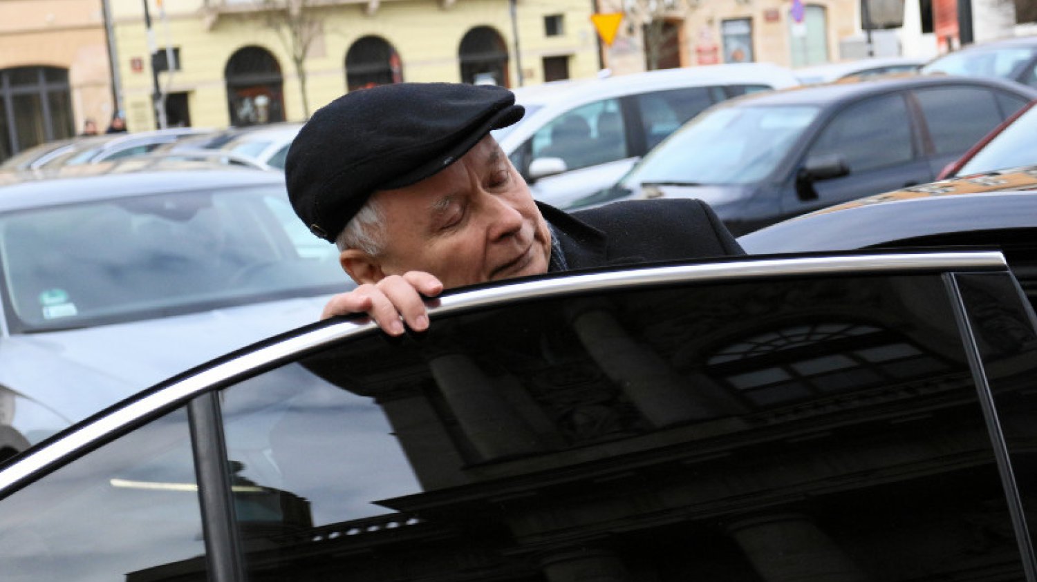 "Wyborcza": trik prokuratury, aby nie przesłuchać Kaczyńskiego ws. dwóch wież.