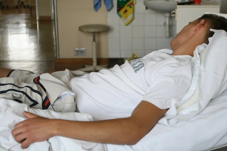 Na raka jelita grubego choruje coraz więcej młodych osób.