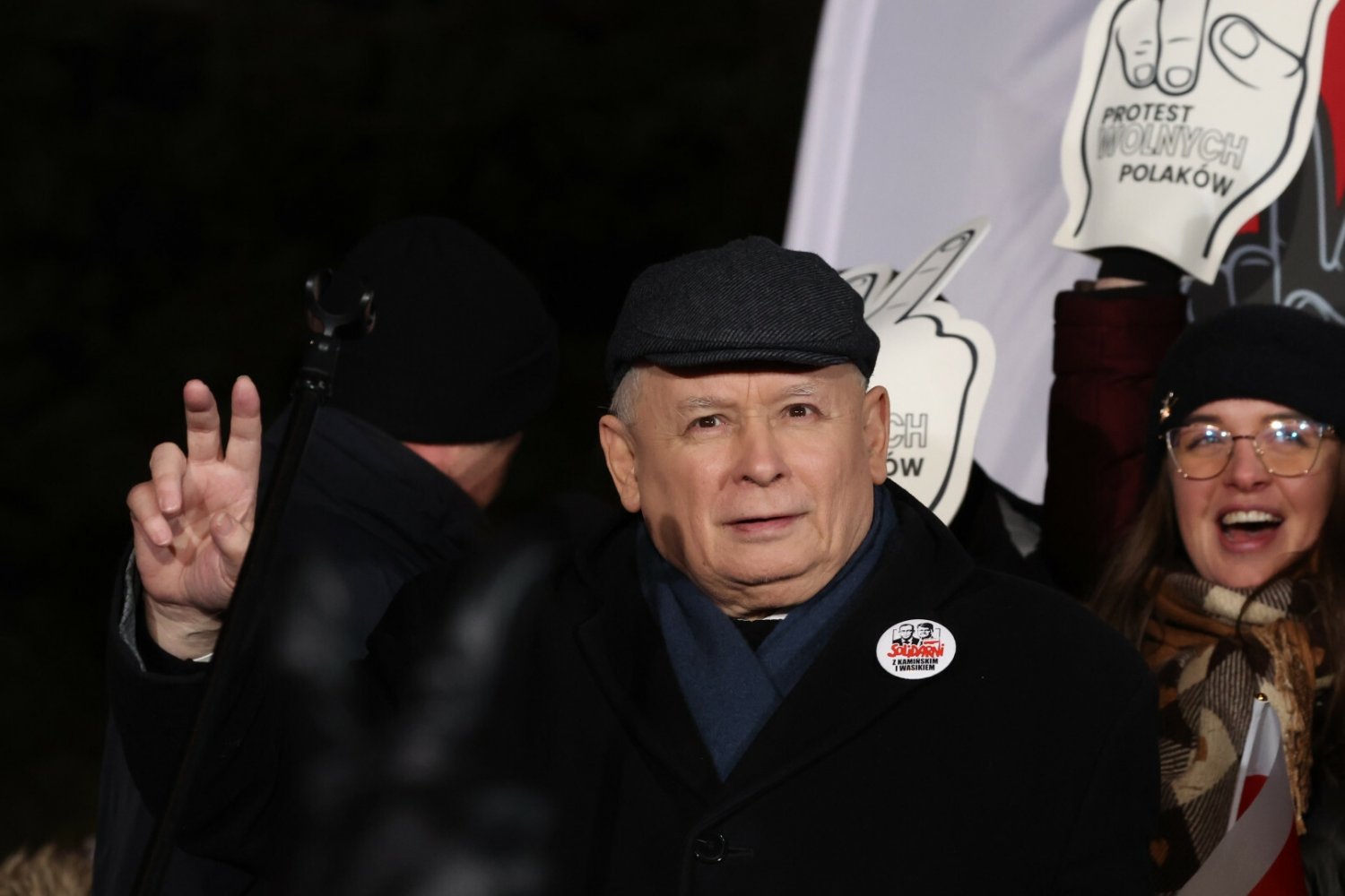 Tak wygląda marsz PiS. Pochwalono się "frekwencją", a Kaczyński atakował.