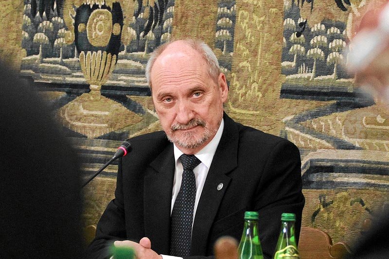Antoni Macierewicz odkrył przyczynę ujawnienia taśm PSL?