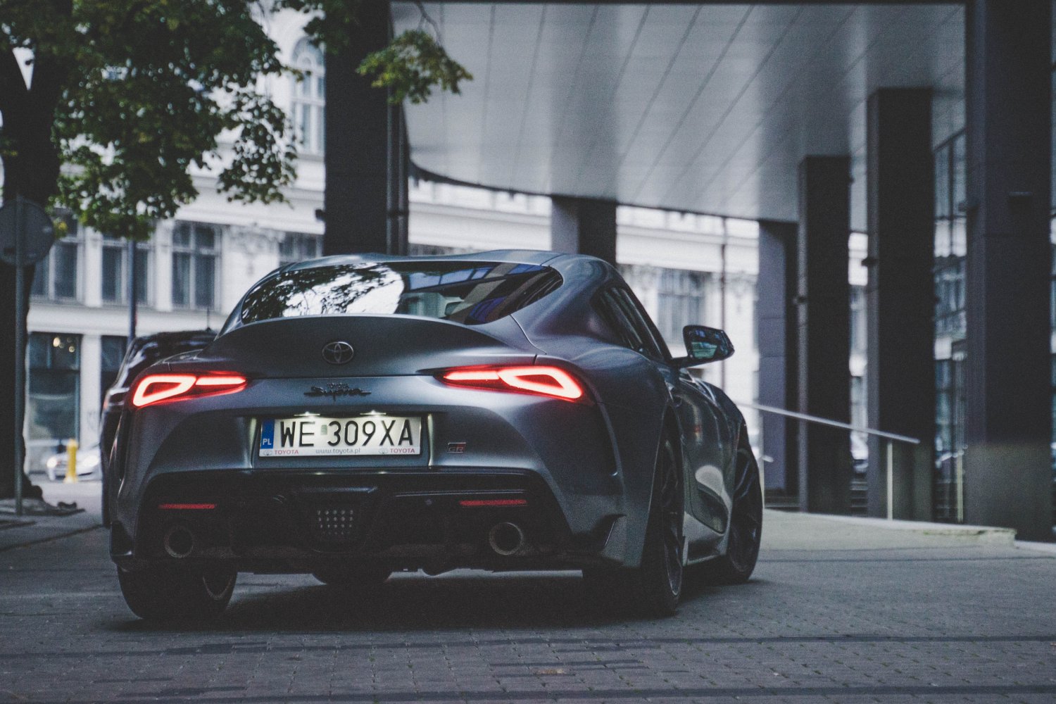 Toyota Supra to kawał sportowego, seksownego auta.