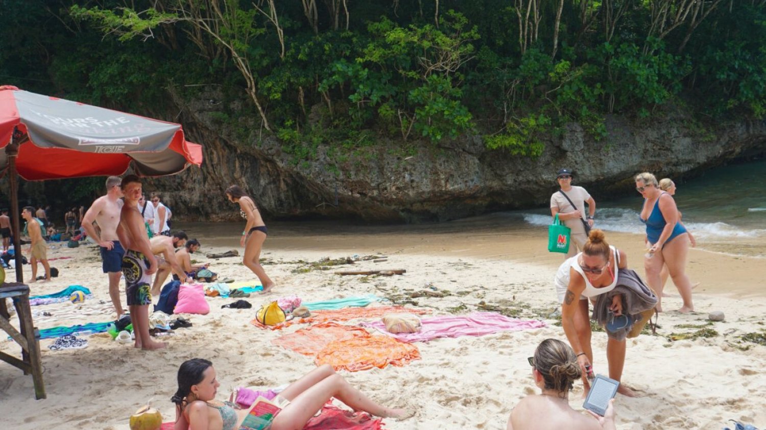 Bali chce sobie wybierać turystów. Planują drakoński podatek Nowy podatek turystyczny na Bali. Uderzy w cześć podróżnych
