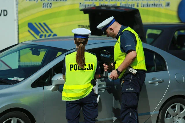 Kierowcy nie mają łatwo - Rzecznik Praw Obywatelskich chce im pomóc.