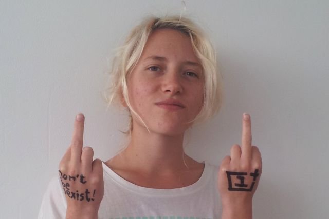 Takiego... wała - smartfon za kawałek ciała nie przejdzie.