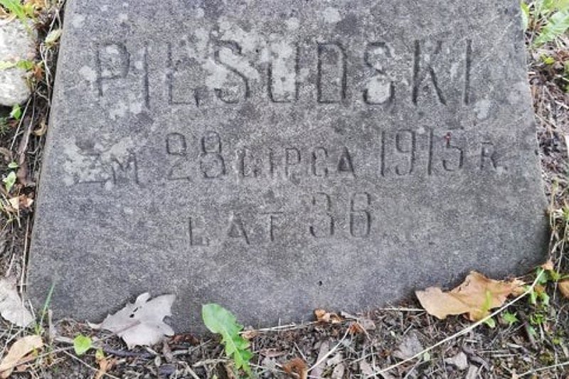 W Wilnie odnaleziono skromny grób młodszego brata Józefa Piłsudskiego.