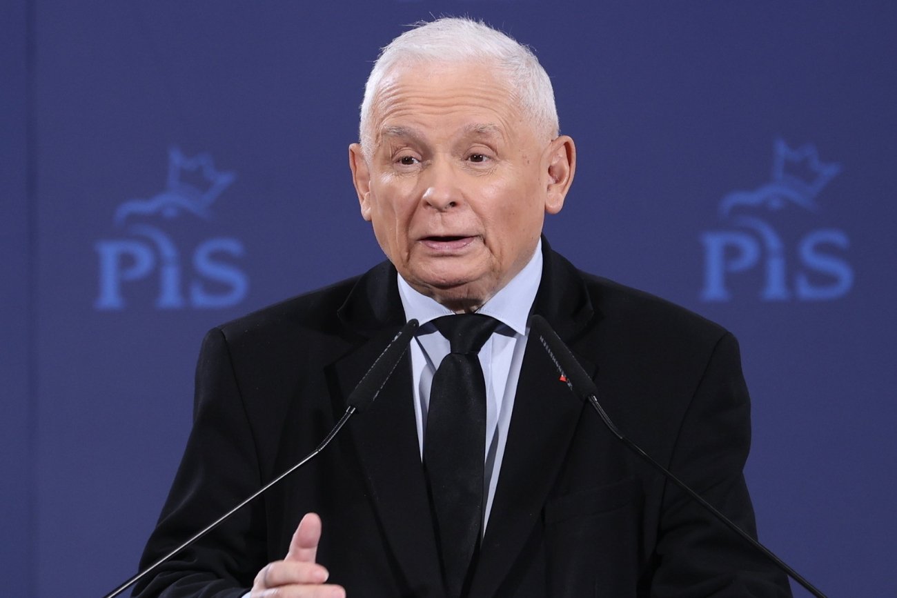 Kaczyński w swoim stylu podsumował rekonstrukcję rządu. "Wpadli z deszczu pod rynnę"