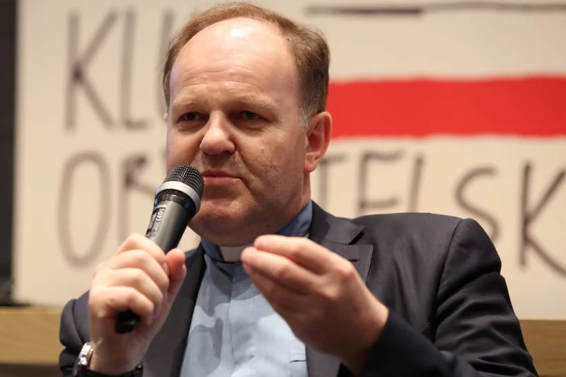 Ks. Sowa dostał zakaz od abpa Jędraszewskiego zakaz udziału w debacie "Porozmawiajmy o wartościach".