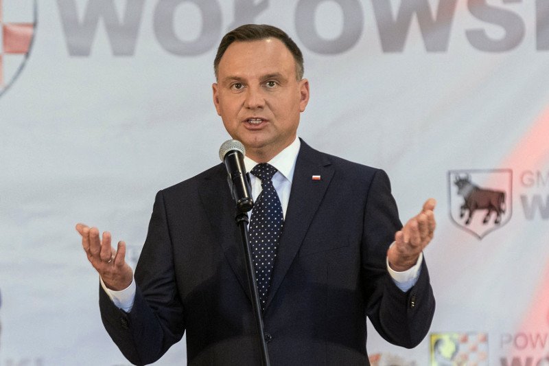 Andrzej Duda w Wołowie mówił o żądaniach nauczycieli i o jakości kształcenia poniżej oczekiwań.