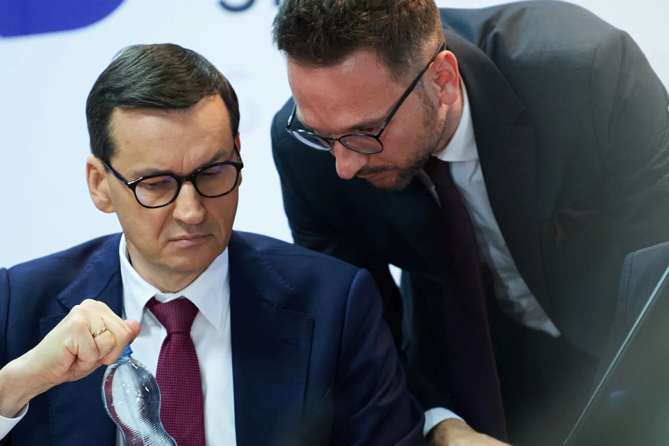 Szef MRiT Waldemar Buda skomentował upadek rządów PiS w województwie śląskim. Szef MRiT Waldemar Buda i premier Mateusz Morawiecki.