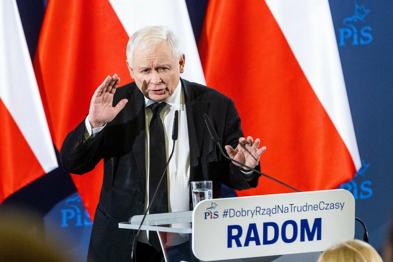 Jarosław Kaczyński w Radomiu: Dziś w Polsce jest bardzo dużo dobrych samorządów, ale są też i takie, które działają tak, jakby po pierwsze były poza państwem, ale jakby więcej: jakby były przeciwko temu państwu.