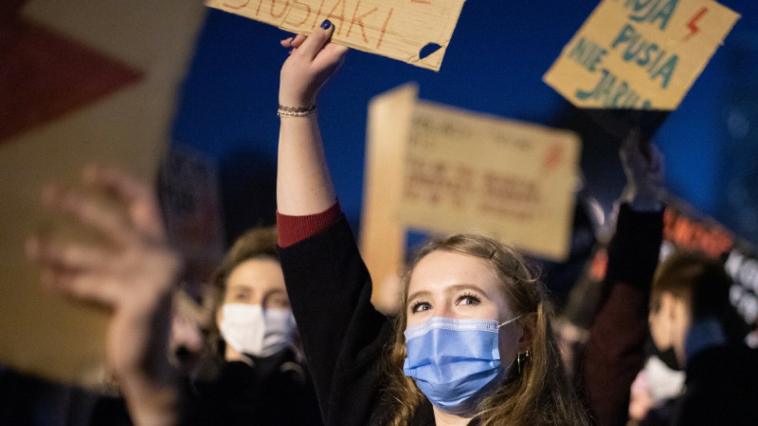Co Polki i Polacy myślą na temat zaostrzenia prawa aborcyjnego w Polsce?