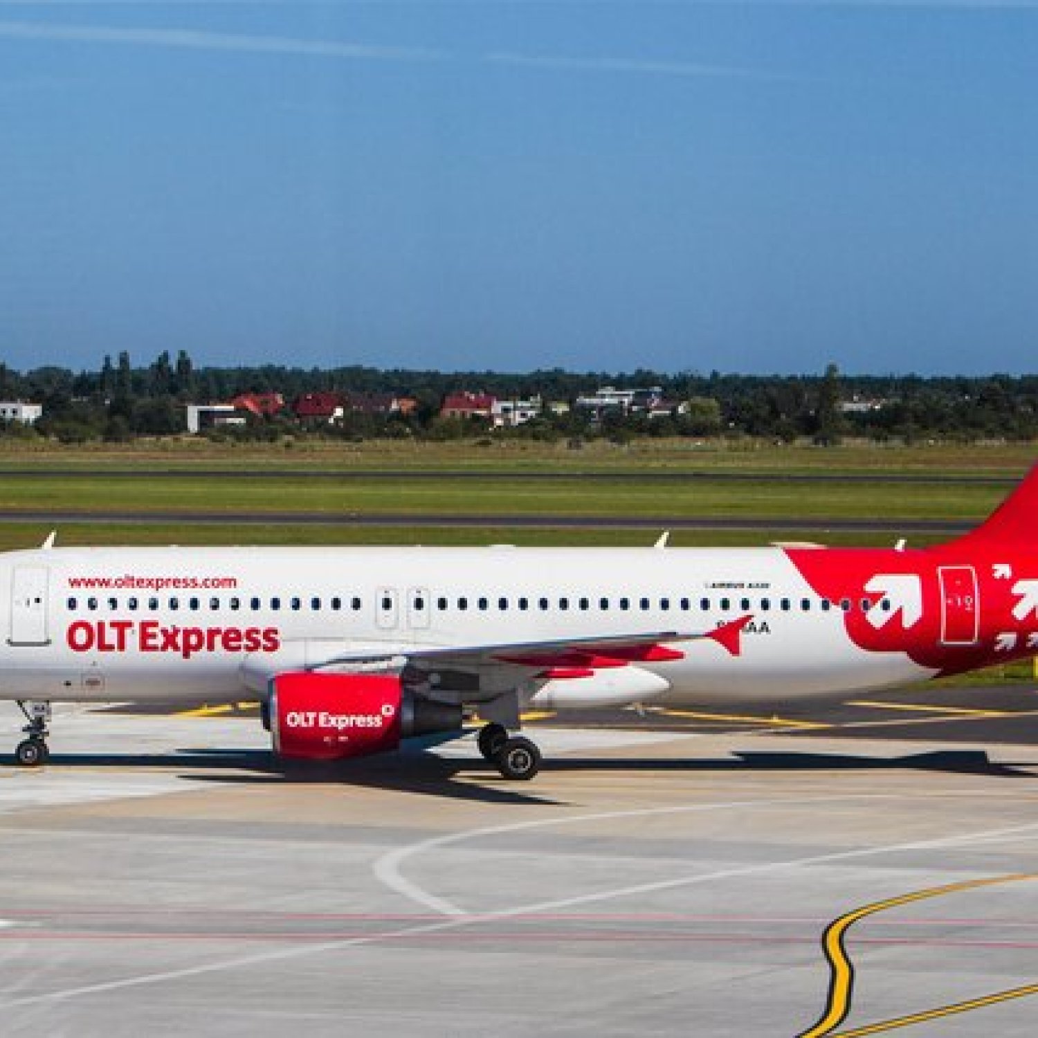 OLT Express zawiesza loty