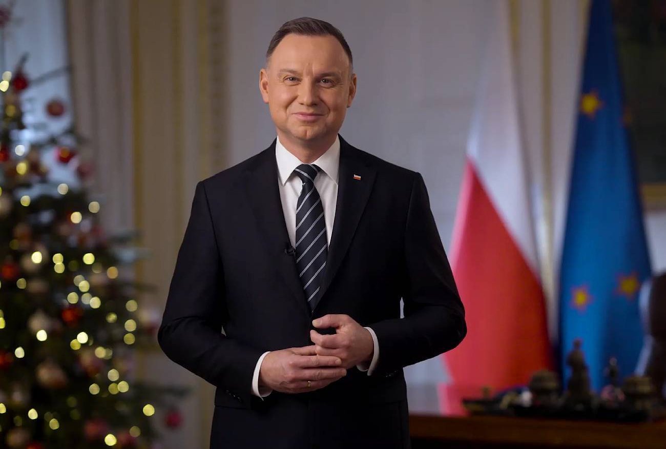 Orędzie Andrzeja Dudy w TVP. Prezydent złożył Polakom życzenia noworoczne