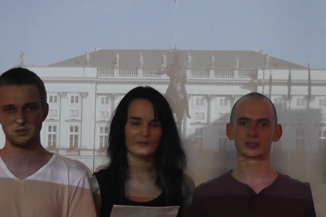 Kapela w tarapatach. Nagrał swoją wersję hymnu z fragmentami o uchodźcach.