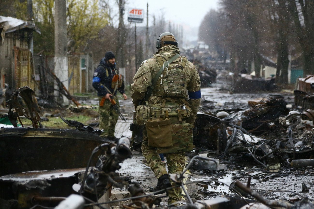 Zniszczone rosyjskie czołgi w Buczy