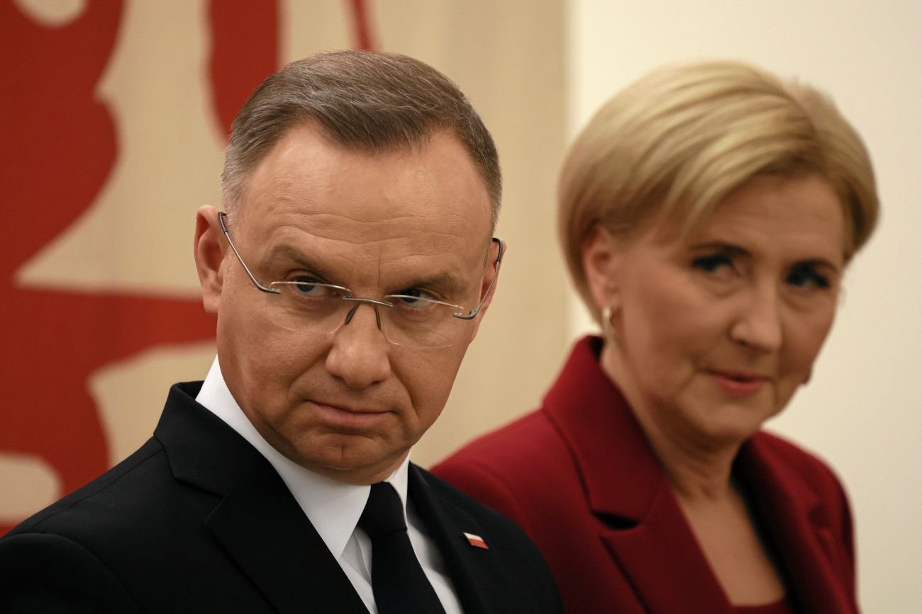 Smerf Narciarz stanął w obronie żony. "Moja żona jest grubym twardzielem"